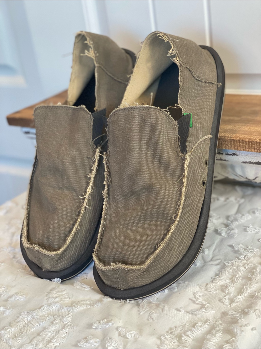 Sanuk Men’s Frayed Canvas Slip-On Loafers In Olive Brown